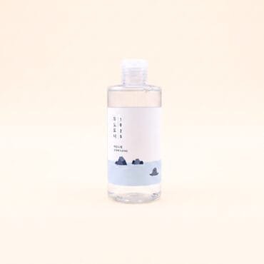 ROUND LAB 1025 Dokdo Toner bottle